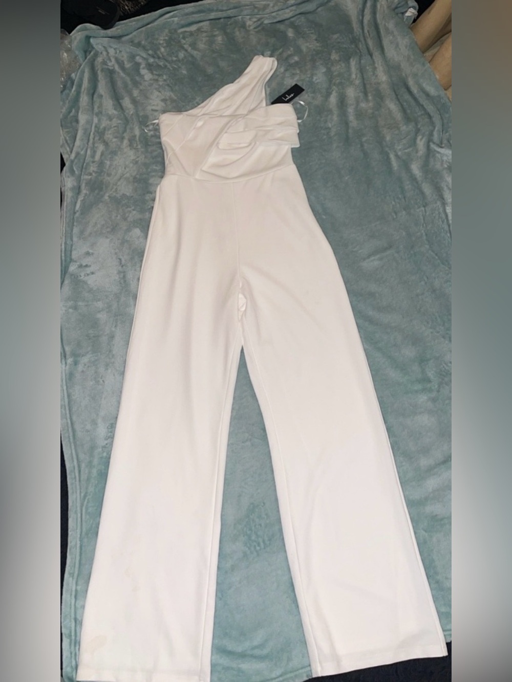 Devoted to Fun Ivory One-Shoulder Sleeveless Jumpsuit Size Medium NWT - Picture 12 of 12